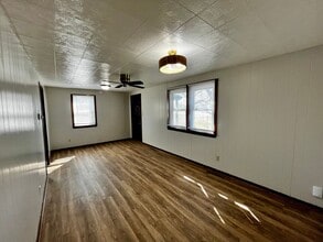 1506 McArtor Rd in Dodge City, KS - Building Photo - Building Photo