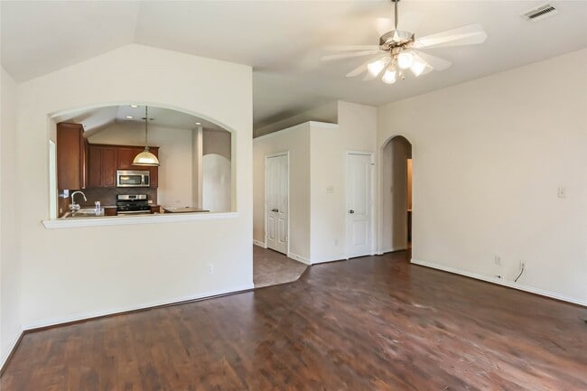 property at 1327 Maple Ace Dr