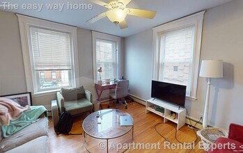 54 Kelly Rd in Cambridge, MA - Building Photo - Building Photo