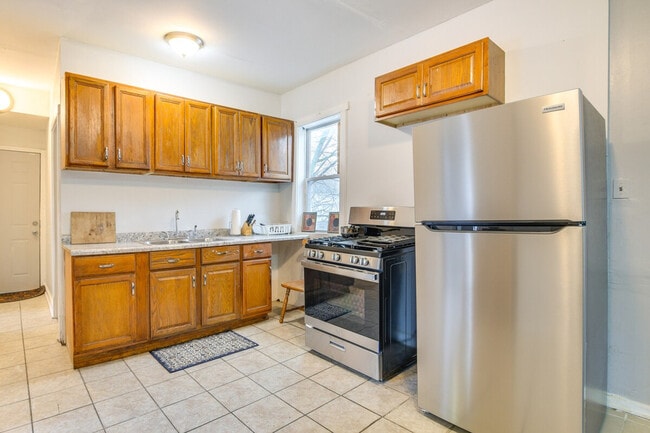 5207 S May St in Chicago, IL - Building Photo - Building Photo