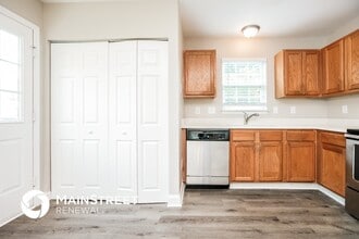 906 Alpha Dr in Durham, NC - Building Photo - Building Photo
