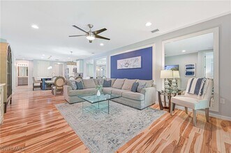 14919 Edgewater Cir in Naples, FL - Building Photo - Building Photo