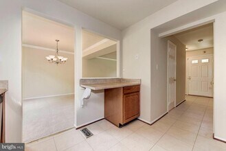 12264 Dapple Gray Ct in Woodbridge, VA - Building Photo - Building Photo