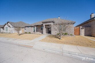 5204 Balfour Ct in Midland, TX - Building Photo - Building Photo