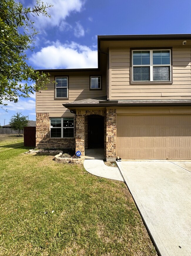 615 Calm Ct in Arcola, TX - Building Photo - Building Photo