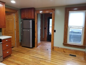 196 Bristol St, Unit First Floor in Canandaigua, NY - Building Photo - Building Photo