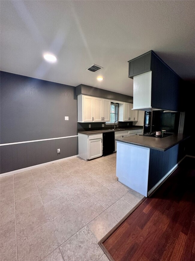 property at 907 Michael St