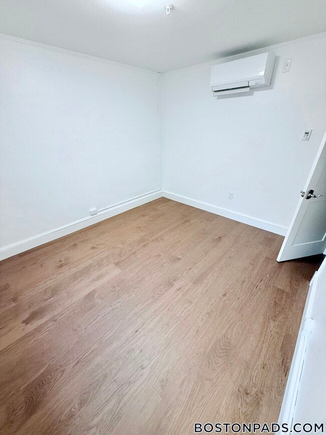 1200 Massachusetts Ave in Cambridge, MA - Building Photo - Building Photo