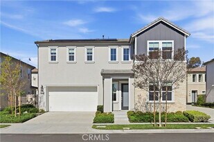 141 Holliston in Lake Forest, CA - Building Photo