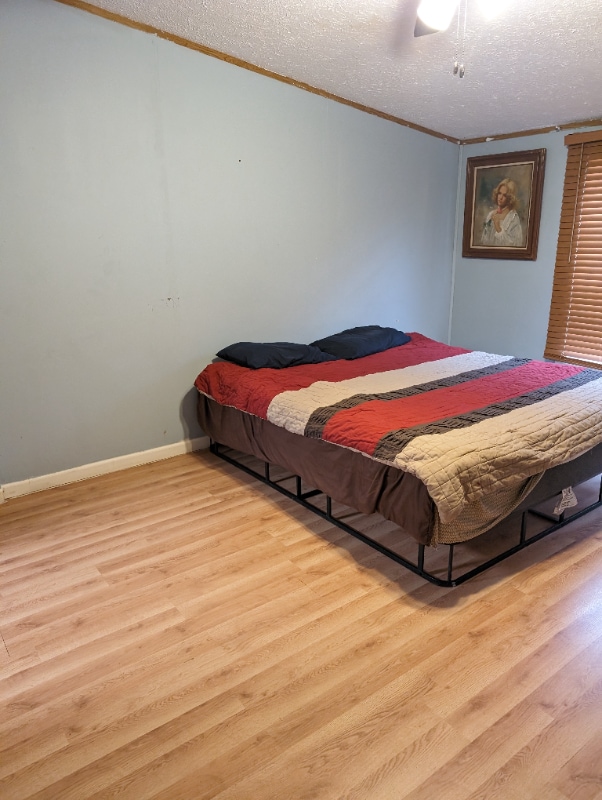 property at 944 Spring Ridge Dr