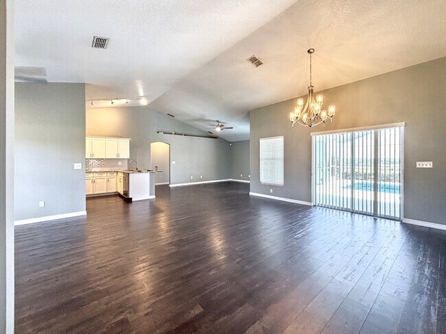 11437 Autumn Wind Loop in Clermont, FL - Building Photo - Building Photo