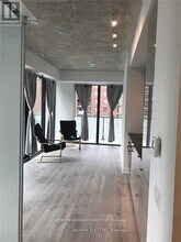 161 Roehampton Ave in Toronto, ON - Building Photo - Building Photo