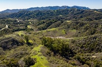 Apartments in Woodland Hills, CA