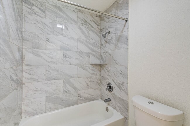 5103 Austin St in Houston, TX - Building Photo - Building Photo