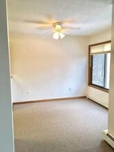 53-53 3 Hook Rd in Poughkeepsie, NY - Building Photo - Building Photo