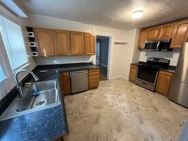 73 Frye St, Unit #1Apartment 1 in Marlborough, MA - Building Photo