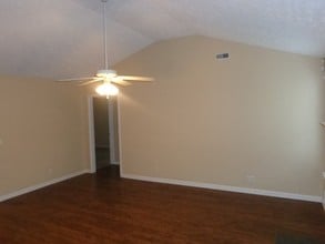 167 Lansdan Dr in Murfreesboro, TN - Foto de edificio - Building Photo