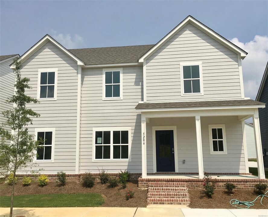 5206 Pike Lp in Pike Road, AL - Foto de edificio
