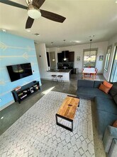 1013 Lambie St in Austin, TX - Building Photo - Building Photo