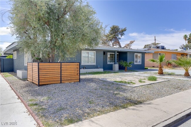 property at 1924 Sweeney Ave