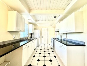 2328 Cortez Ln in Sacramento, CA - Building Photo - Building Photo