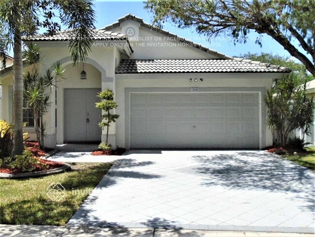 property at 406 SW 206th Ave