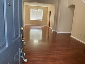 742 Boulder Ave in Lathrop, CA - Building Photo - Building Photo