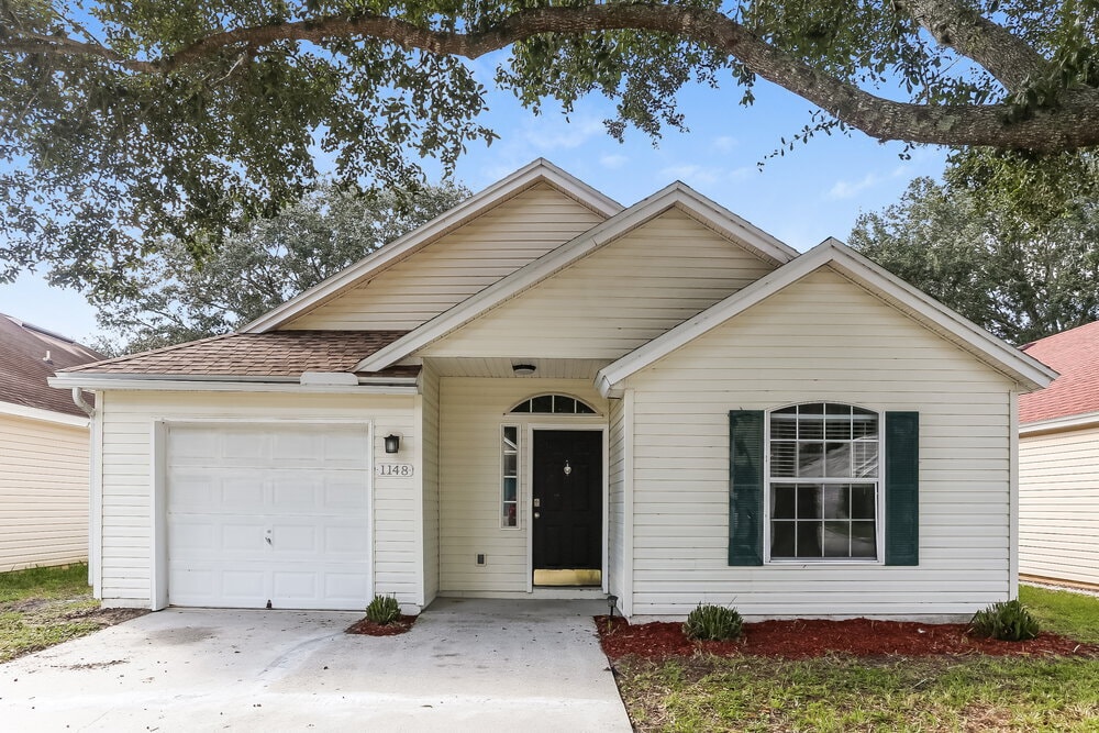 1148 Brookwood Bluff Rd E in Jacksonville, FL - Building Photo