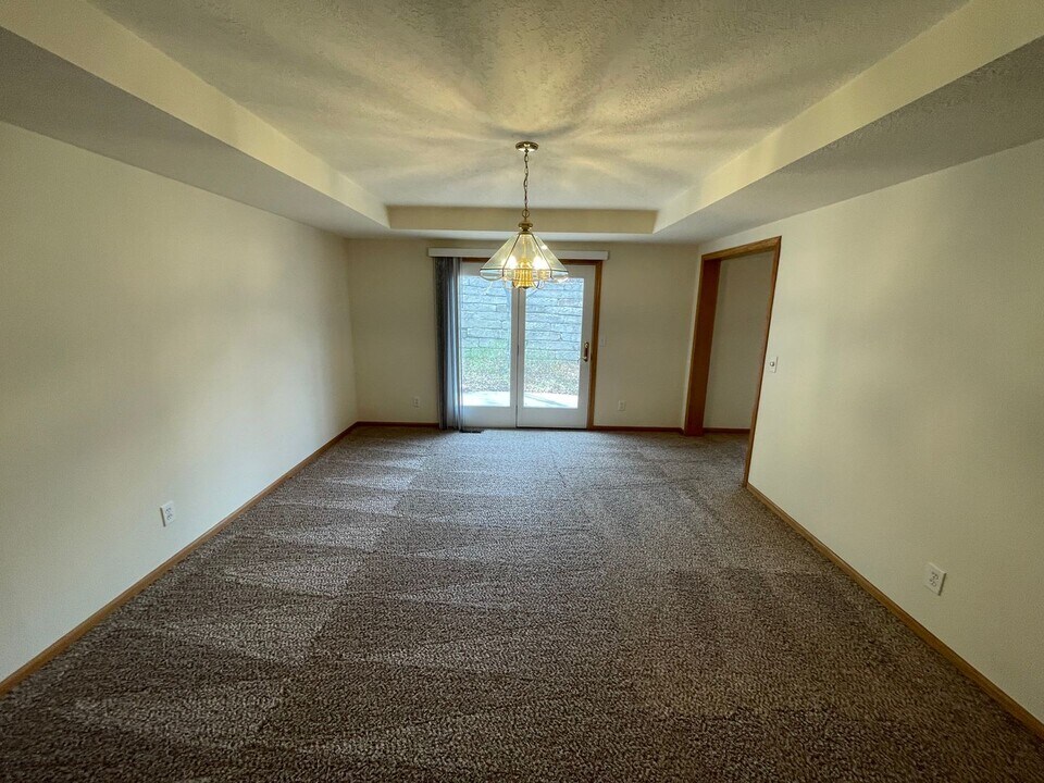 1709 Mulligan Pl in Manhattan, KS - Building Photo