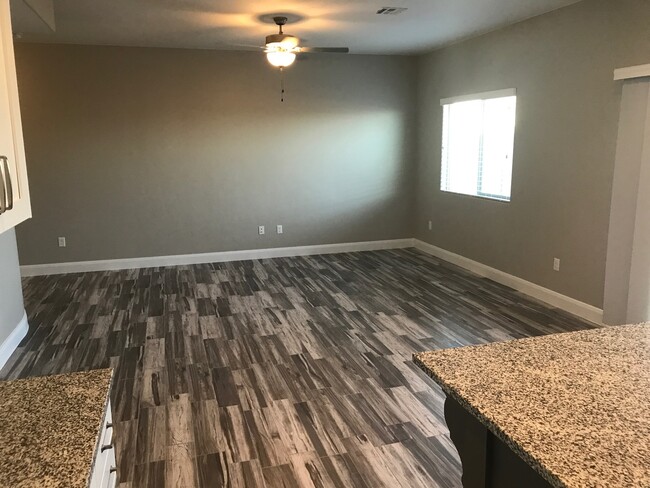 2520 Blackhawk Dr in Santa Clara, UT - Building Photo - Building Photo