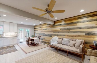 506 First St, Unit B in College Station, TX - Building Photo - Building Photo