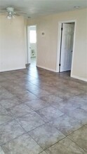 2519 Terry Ln in Sarasota, FL - Building Photo - Building Photo
