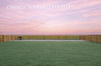 1081 Crestview Dr in Brawley, CA - Building Photo - Building Photo