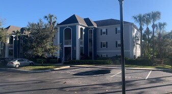 2304 Clubside Dr in Longwood, FL - Building Photo