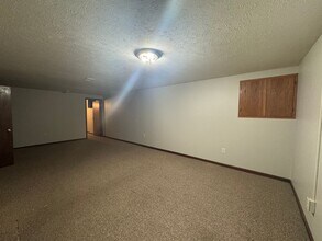 5001-5005 Meredeth St in Lincoln, NE - Building Photo - Building Photo