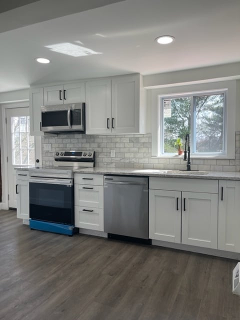 243 Park Ln, Unit 2 in Trumbull, CT - Building Photo - Building Photo