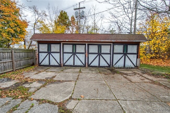 property at 67 Harvard Pl