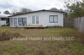 3134 Skyview Dr in Lakeland, FL - Building Photo - Building Photo