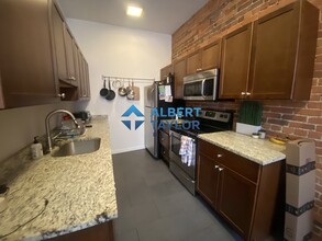 752 Tremont St, Unit 2 in Boston, MA - Building Photo - Building Photo