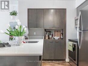 255 Richmond St E in Toronto, ON - Building Photo - Building Photo