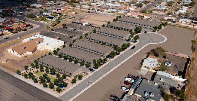 South Mountain Shadows in Phoenix, AZ - Building Photo - Building Photo