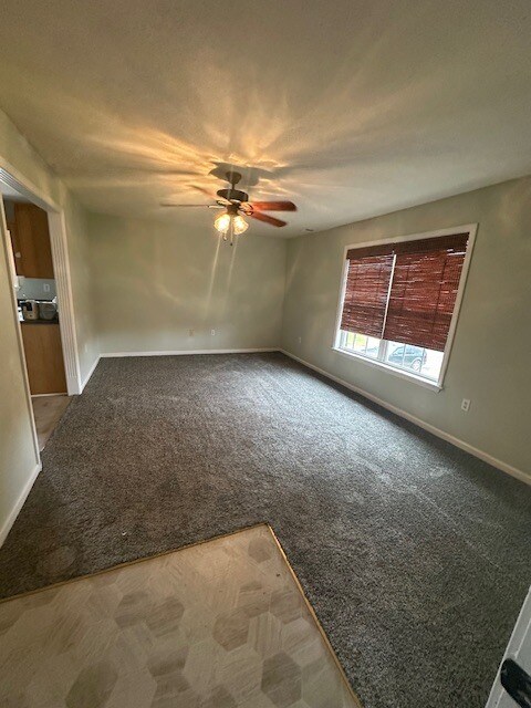 105 Braxton Ct, Unit 105 Braxton Court Apt D in Radcliff, KY - Foto de edificio - Building Photo