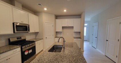 15612 Country House St in Charlotte, NC - Building Photo - Building Photo
