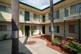 11026 Imperial Hwy. in Norwalk, CA - Building Photo - Building Photo