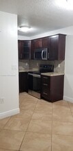 15639 SW 73rd Cir Terrace in Miami, FL - Building Photo - Building Photo