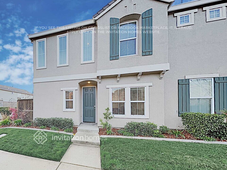 614 Navigator Dr in Lincoln, CA - Building Photo