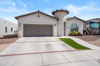 14709 Tierra Garcia Dr in El Paso, TX - Building Photo - Building Photo