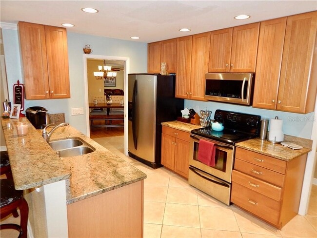 2911 Mill Stream Ct in Clearwater, FL - Building Photo - Building Photo