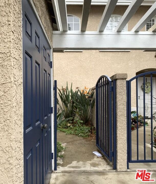 11209 Terra Vista Pkwy in Rancho Cucamonga, CA - Foto de edificio - Building Photo