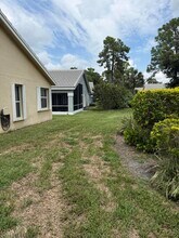 165 Harbor Lake Cir in Greenacres, FL - Building Photo - Building Photo